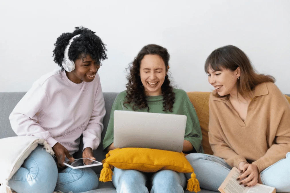 social media girls forum